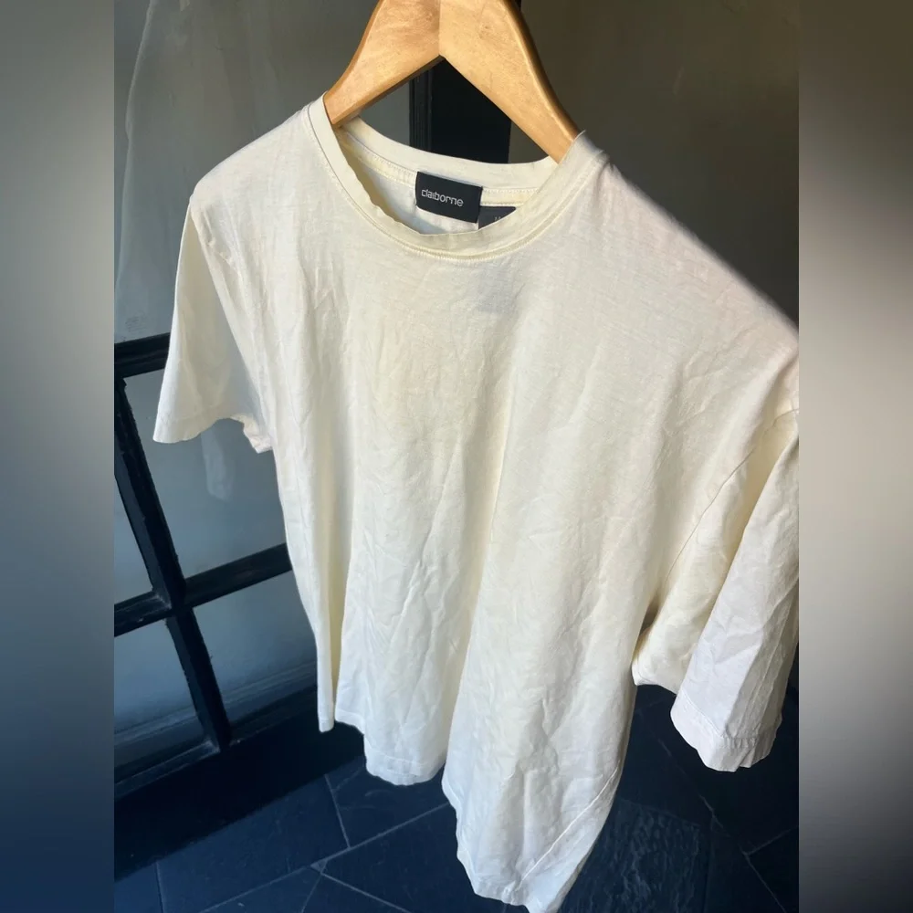 Lovely 90’s Vintage Cream Peruvian Tissue Cotton Tee - Picture 3 of 4